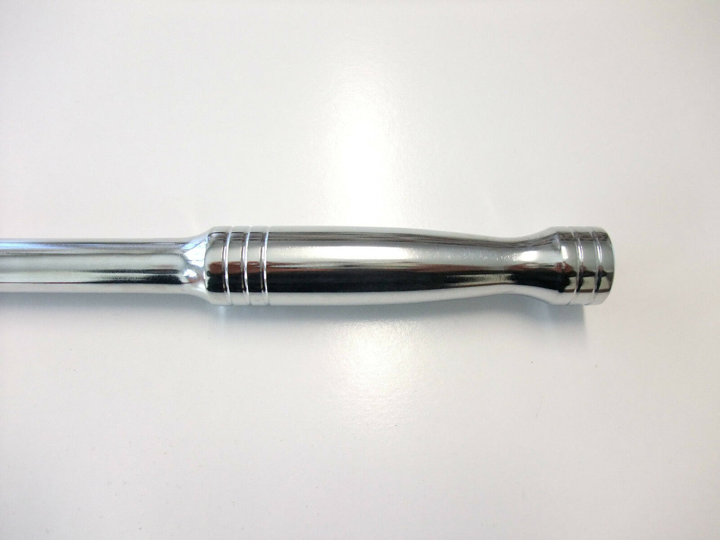 3/8" x 15" (38cm) breaker bar, socket non ratchet CR-V Steel (Taiwan) polished