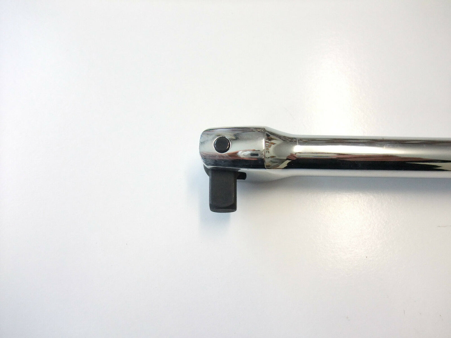 3/8" x 15" (38cm) breaker bar, socket non ratchet CR-V Steel (Taiwan) polished